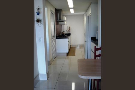 Cozinha de apartamento à venda com 3 quartos, 130m² em Vila Leopoldina, São Paulo