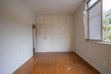 Apartamento para alugar com 147m², 3 quartos e 1 vagaQuarto 2