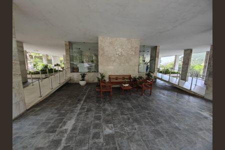 Apartamento para alugar com 147m², 3 quartos e 1 vagaÁrea Comum