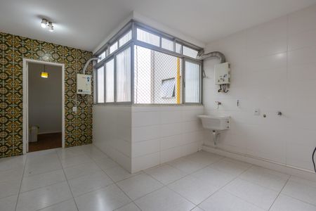 Apartamento para alugar com 147m², 3 quartos e 1 vagaÁrea de Serviço