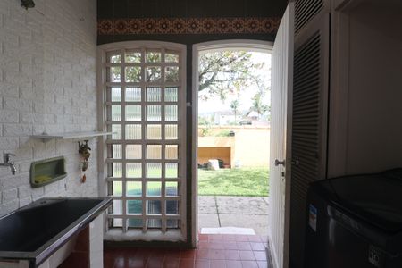 Casa para alugar com 600m², 4 quartos e 1 vagaÁrea de Serviço