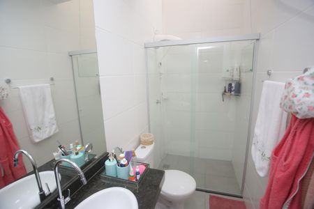 Apartamento à venda com 114m², 3 quartos e 2 vagasBanheiro da Suíte 2