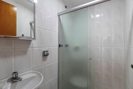 Apartamento à venda com 72m², 3 quartos e 1 vaga Apartamento à venda com 72m², 3 quartos e 1 vagaBanheiro de Serviço