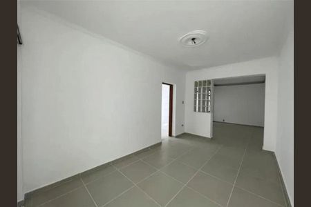 Casa à venda com 5 quartos, 250m² em Mirandópolis, São Paulo