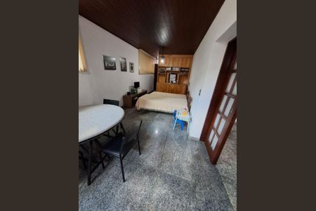 Casa à venda com 3 quartos, 235m² em Santa Amelia, Belo Horizonte