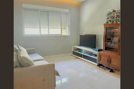 Casa à venda com 4 quartos, 300m² em Jardim das Bandeiras, São Paulo