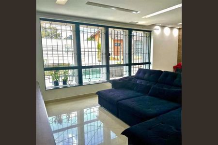 Casa à venda com 4 quartos, 300m² em Jardim das Bandeiras, São Paulo