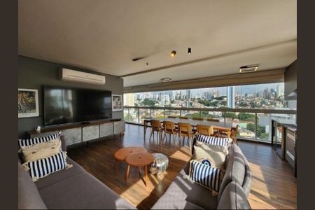 Apartamento à venda com 145m², 3 quartos e 4 vagas