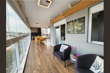 Apartamento à venda com 145m², 3 quartos e 4 vagas