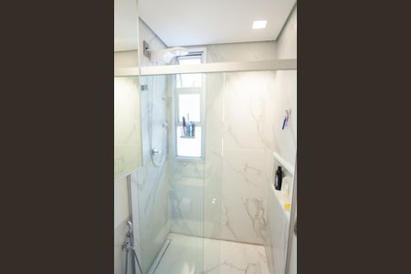 Apartamento à venda com 105m², 3 quartos e 2 vagas Apartamento à venda com 105m², 3 quartos e 2 vagasBanheiro da Suíte