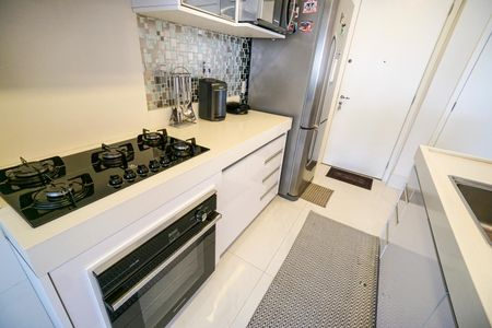 Apartamento à venda com 103m², 3 quartos e 2 vagasCozinha