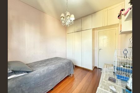 Apartamento à venda com 110m², 3 quartos e 2 vagasQuarto 1