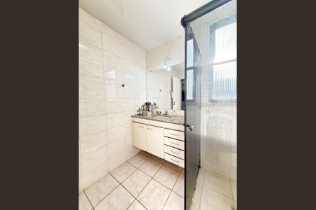 Apartamento à venda com 110m², 3 quartos e 2 vagasBanheiro do Quarto 3