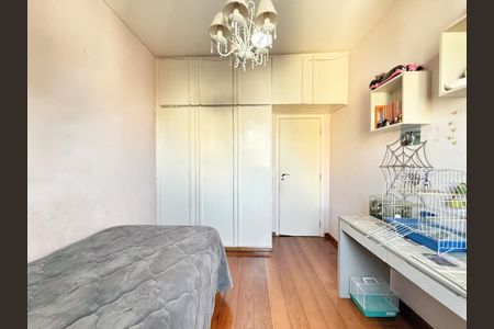 Apartamento à venda com 110m², 3 quartos e 2 vagasQuarto 1