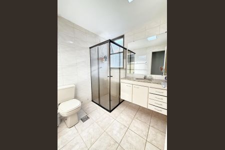 Apartamento à venda com 110m², 3 quartos e 2 vagasBanheiro 