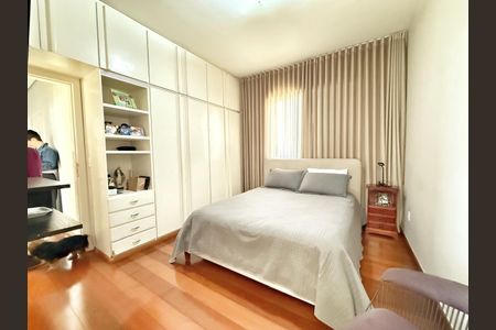 Apartamento à venda com 110m², 3 quartos e 2 vagasQuarto 3