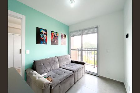 Sala/Cozinha de apartamento à venda com 2 quartos, 37m² em Vila Butantã, São Paulo