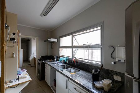 Apartamento à venda com 140m², 3 quartos e 3 vagasCozinha