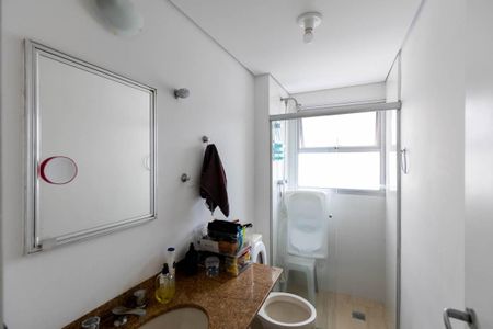 Apartamento à venda com 140m², 3 quartos e 3 vagasBanheiro 