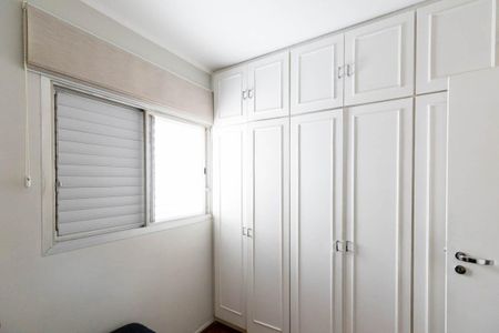 Apartamento à venda com 140m², 3 quartos e 3 vagasQuarto 2