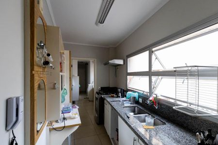 Apartamento à venda com 140m², 3 quartos e 3 vagasCozinha