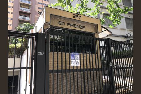 Apartamento à venda com 140m², 2 quartos e 3 vagas Apartamento à venda com 140m², 2 quartos e 3 vagasFachada