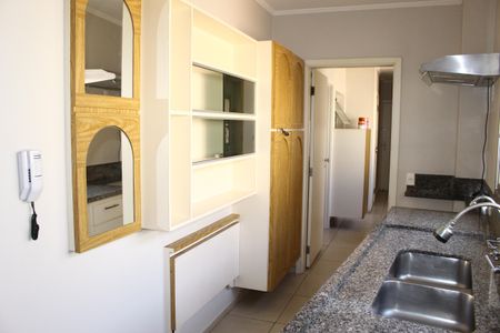 Apartamento à venda com 140m², 2 quartos e 3 vagasCozinha