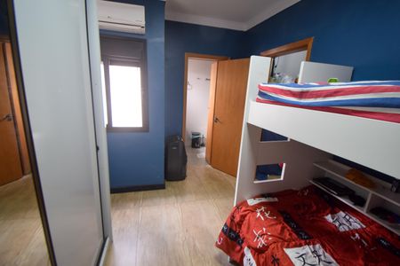 Casa para alugar com 237m², 4 quartos e 5 vagas Casa para alugar com 237m², 4 quartos e 5 vagasSuite 1