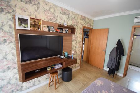 Casa para alugar com 237m², 4 quartos e 5 vagas Casa para alugar com 237m², 4 quartos e 5 vagasSuíte 2