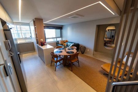 Apartamento à venda com 2 quartos, 196m² em Savassi, Belo Horizonte