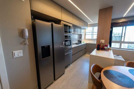 Apartamento à venda com 2 quartos, 196m² em Savassi, Belo Horizonte