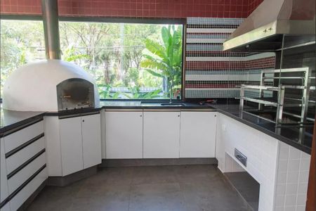 Apartamento à venda com 157m², 5 quartos e 3 vagasÁrea comum - Churrasqueira