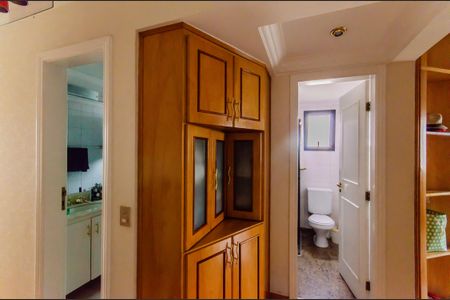 Apartamento à venda com 157m², 5 quartos e 3 vagasSuíte 2