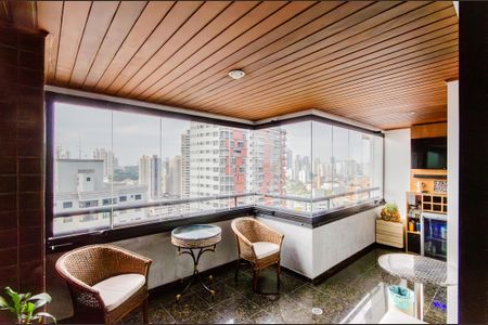 Apartamento à venda com 157m², 5 quartos e 3 vagasVaranda da Sala