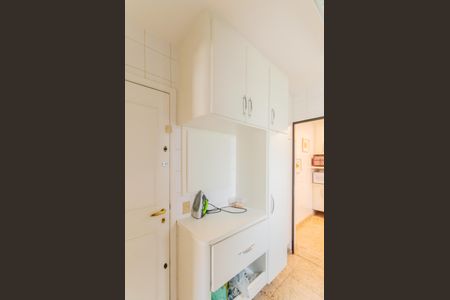 Apartamento à venda com 157m², 5 quartos e 3 vagasÁrea de Serviço