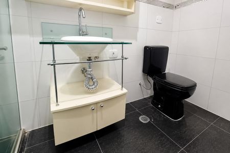 Banheiro de apartamento para alugar com 1 quarto, 68m² em Consolação, São Paulo