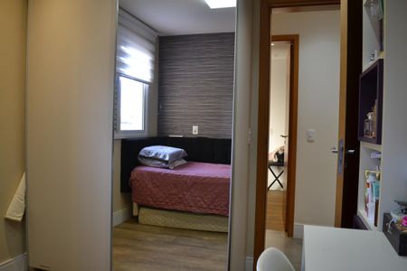 Apartamento à venda com 140m², 4 quartos e 4 vagasSuíte 2