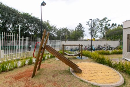 Apartamento para alugar com 41m², 2 quartos e sem vagaÁrea comum - Playground