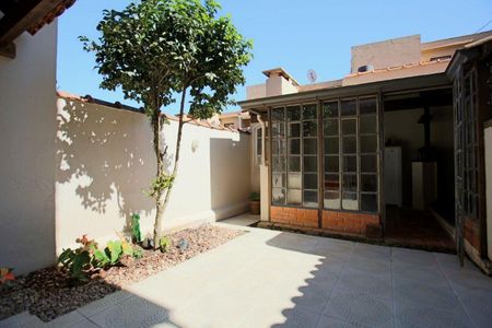 Casa de condomínio para alugar com 200m², 3 quartos e 2 vagasÁrea Externa