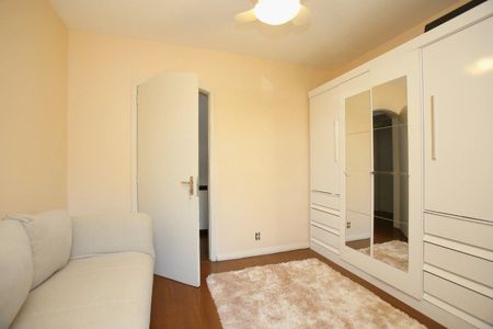 Casa de condomínio para alugar com 200m², 3 quartos e 2 vagasQuarto