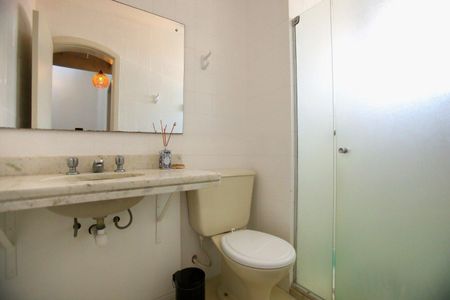 Casa de condomínio para alugar com 200m², 3 quartos e 2 vagasBanheiro