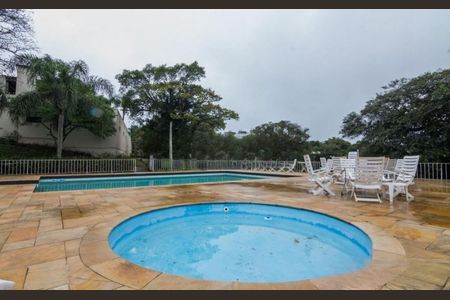 Casa de condomínio para alugar com 200m², 3 quartos e 2 vagasPiscina