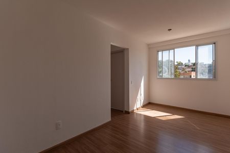 Sala de apartamento à venda com 2 quartos, 50m² em Serrano, Belo Horizonte