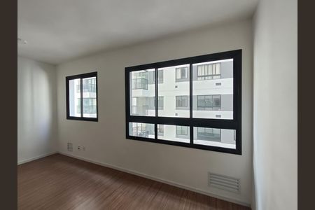 Apartamento à venda com 35m², 1 quarto e sem vaga Apartamento à venda com 35m², 1 quarto e sem vagaSala