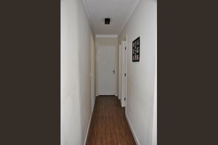 Apartamento à venda com 58m², 2 quartos e 1 vagaDetalhe - Corredor Quartos