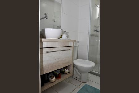 Apartamento à venda com 58m², 2 quartos e 1 vagaDetalhe - Banheiro Social