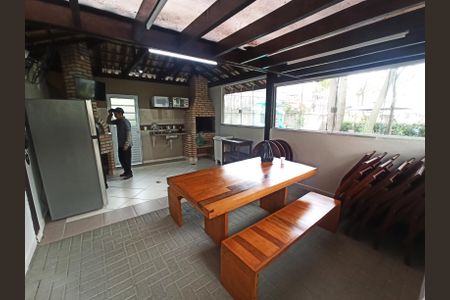 Apartamento à venda com 58m², 2 quartos e 1 vagaChurrasqueira