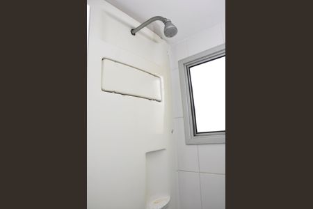 Apartamento à venda com 58m², 2 quartos e 1 vagaDetalhe - Banheiro Social