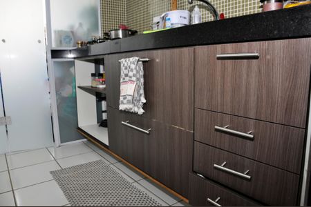 Apartamento à venda com 58m², 2 quartos e 1 vagaDetalhe - Cozinha