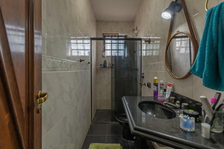 Casa à venda com 410m², 4 quartos e 3 vagasBanheiro Social